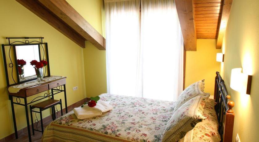 Apartamentos Rurales La Vina Cangas de Onis Bagian luar foto
