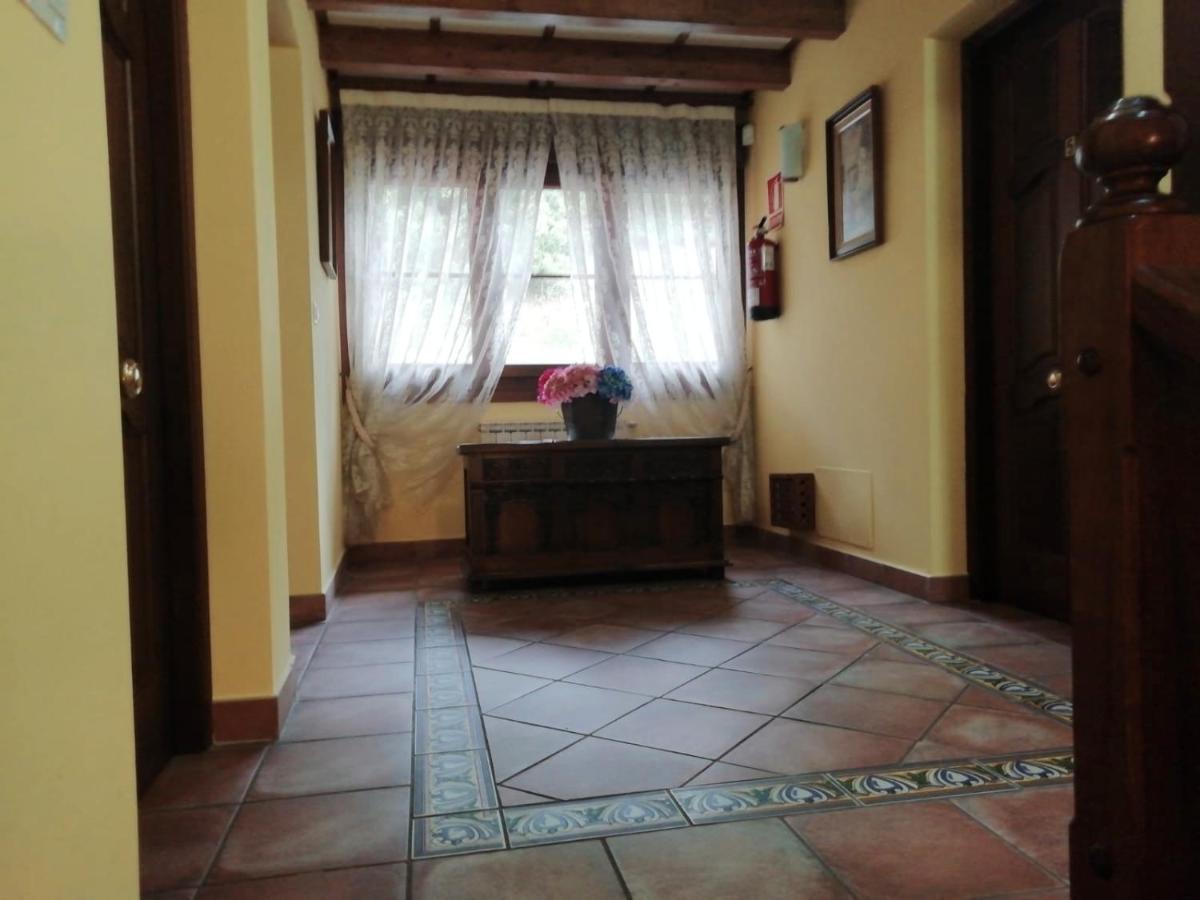 Apartamentos Rurales La Vina Cangas de Onis Bagian luar foto
