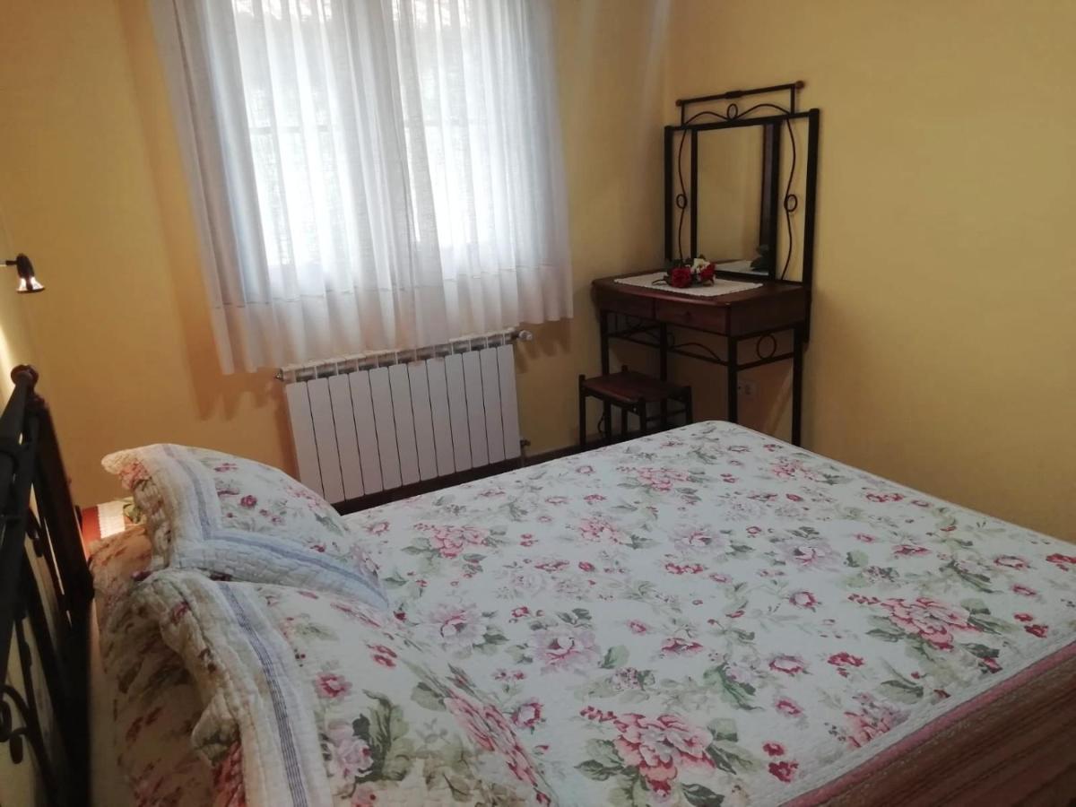 Apartamentos Rurales La Vina Cangas de Onis Bagian luar foto
