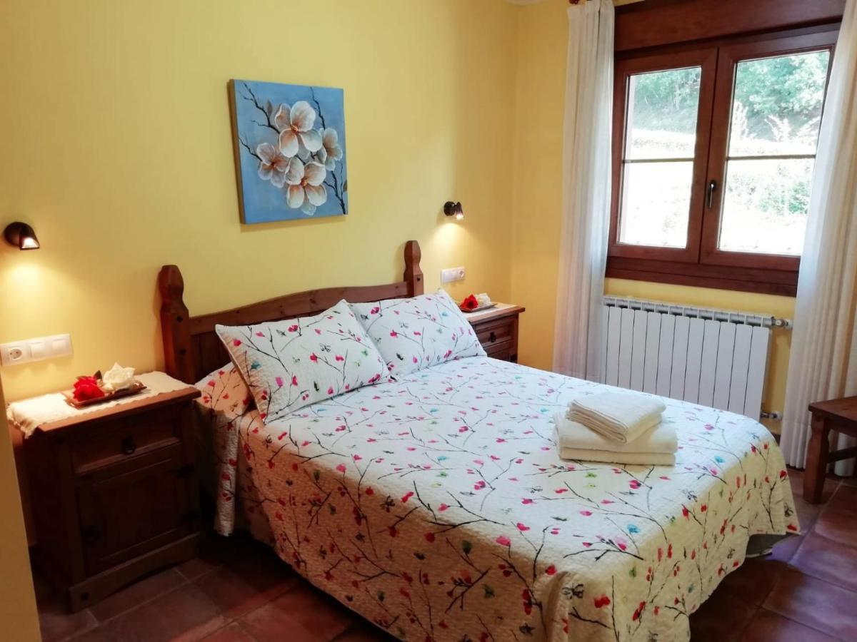 Apartamentos Rurales La Vina Cangas de Onis Bagian luar foto