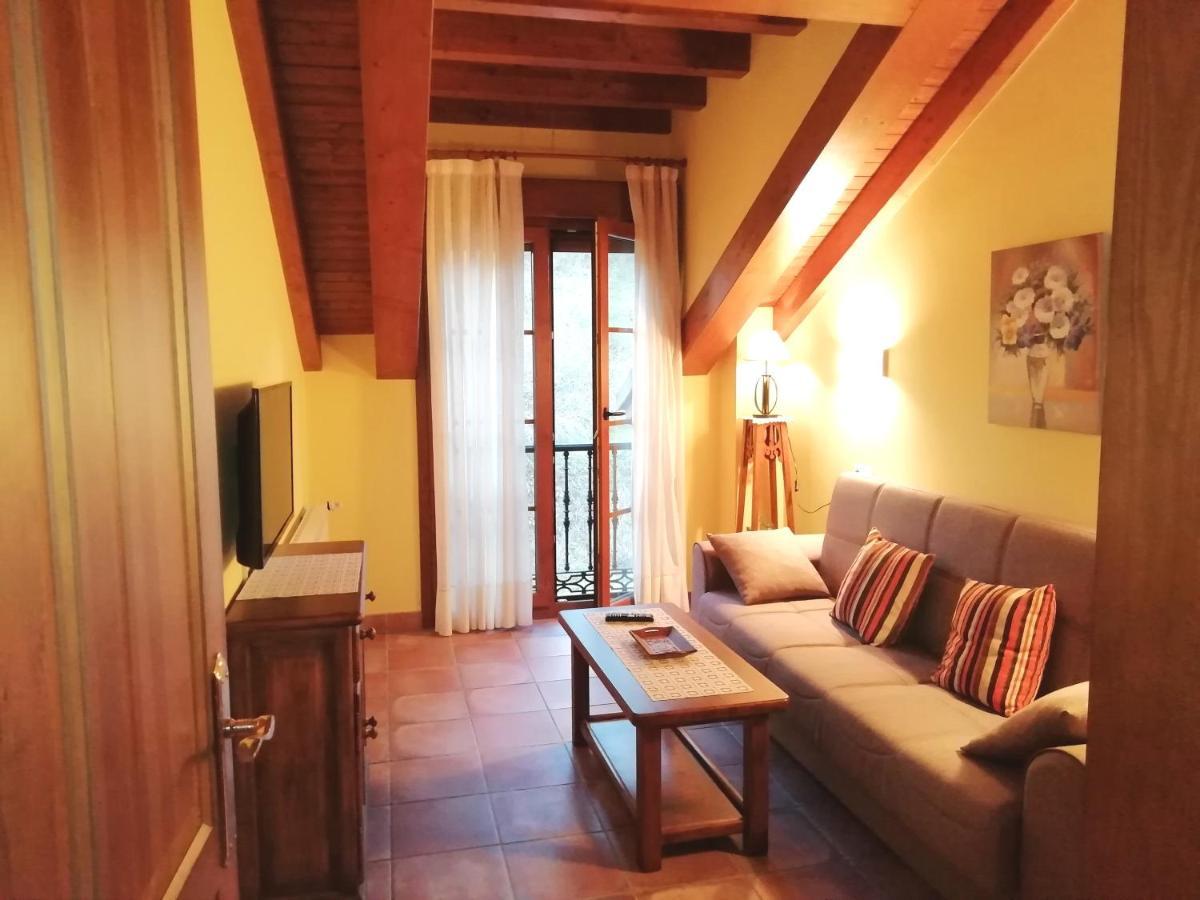 Apartamentos Rurales La Vina Cangas de Onis Bagian luar foto