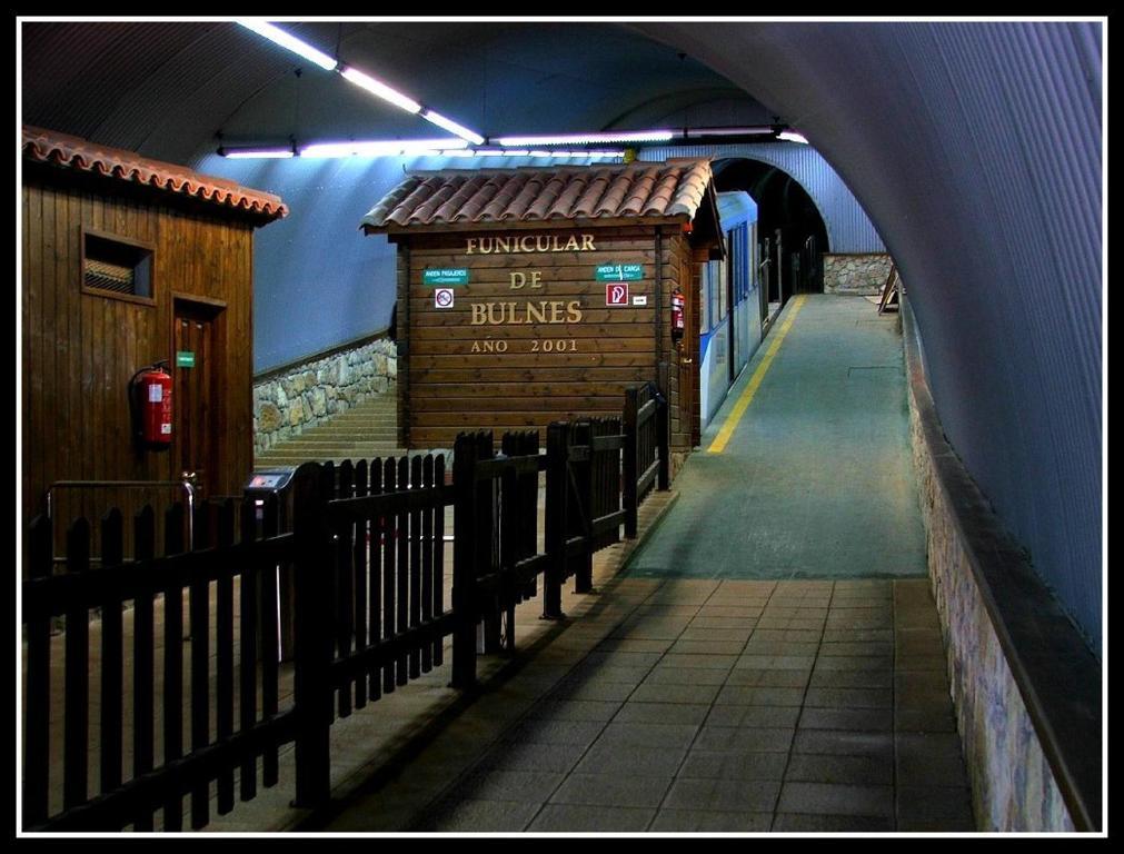 Apartamentos Rurales La Vina Cangas de Onis Bagian luar foto
